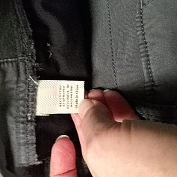 Shorts - Picture 3 of 5